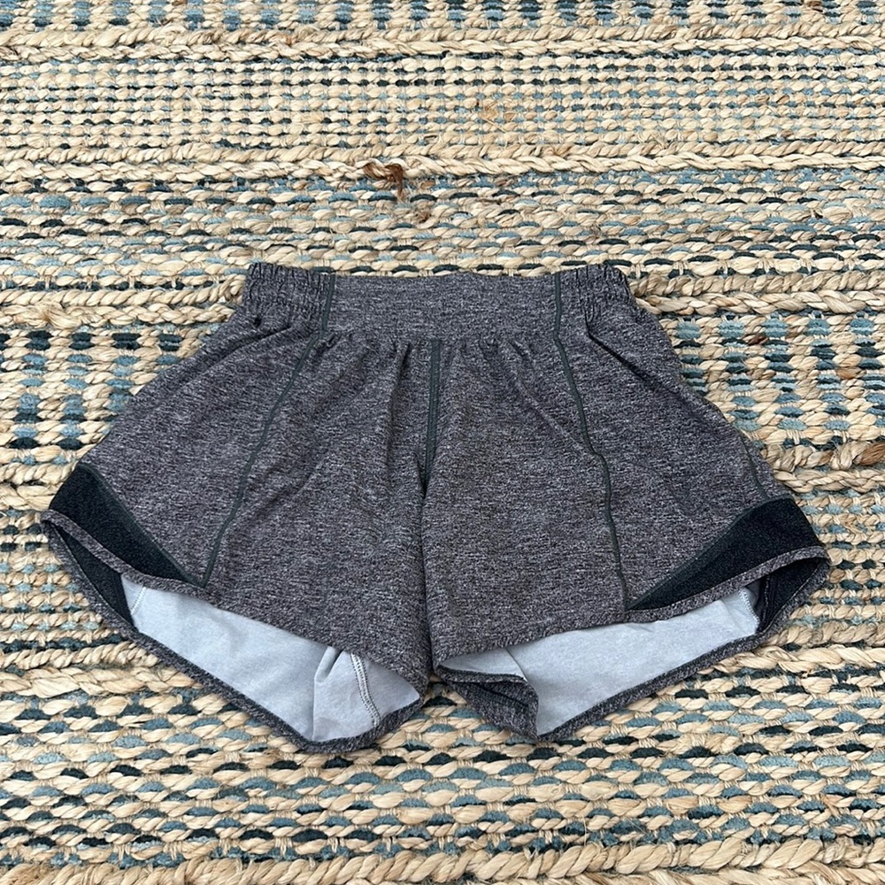 Gray Lululemon Hotty Hot Shorts, Size 2, Inseam 4 inch Good as new